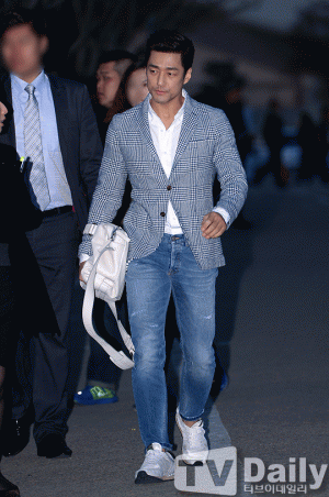 http://m.tvdaily.co.kr/view_img.php?gimg=201404/1396951915_681410.jpg